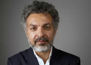 په جلاوطنۍ کې افغان خبریالان: د موبي ګروپ څښتن دې د طالبانو لپاره لابي‌ګري ودروي