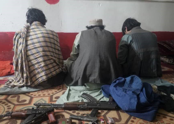 طالبانو په هلمند کې درې کسان له مقاومت جبهې سره د همکارۍ په تور نیولي