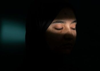 د زرفشان تریخ ژوند؛ «له کړاو او شکنجې څخه چېرته شکایت وکړم؟»