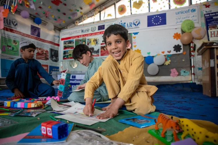 UNICEFAfg/X@