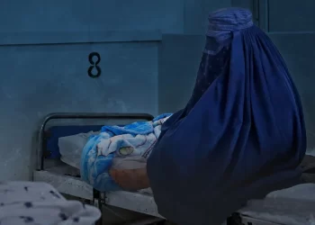 په غزني کې د متخصصو ډاکټرانو کمښت؛ ښځې د درملنې په برخه کې له لا ډېرو ستونزو سره مخ دي