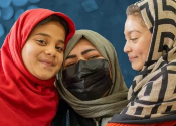 مور مې؛ هغه ښوونکې چې څه باندې پنځلس کاله یې د ژوند الفبا تدریس کړه
